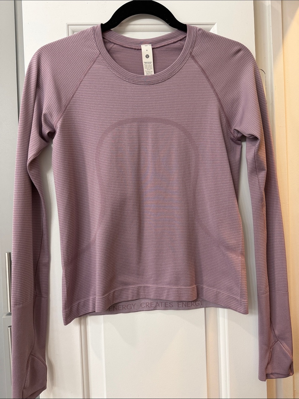EXCELLENT CONDITION size 6  beautiful 🤩 Lavender